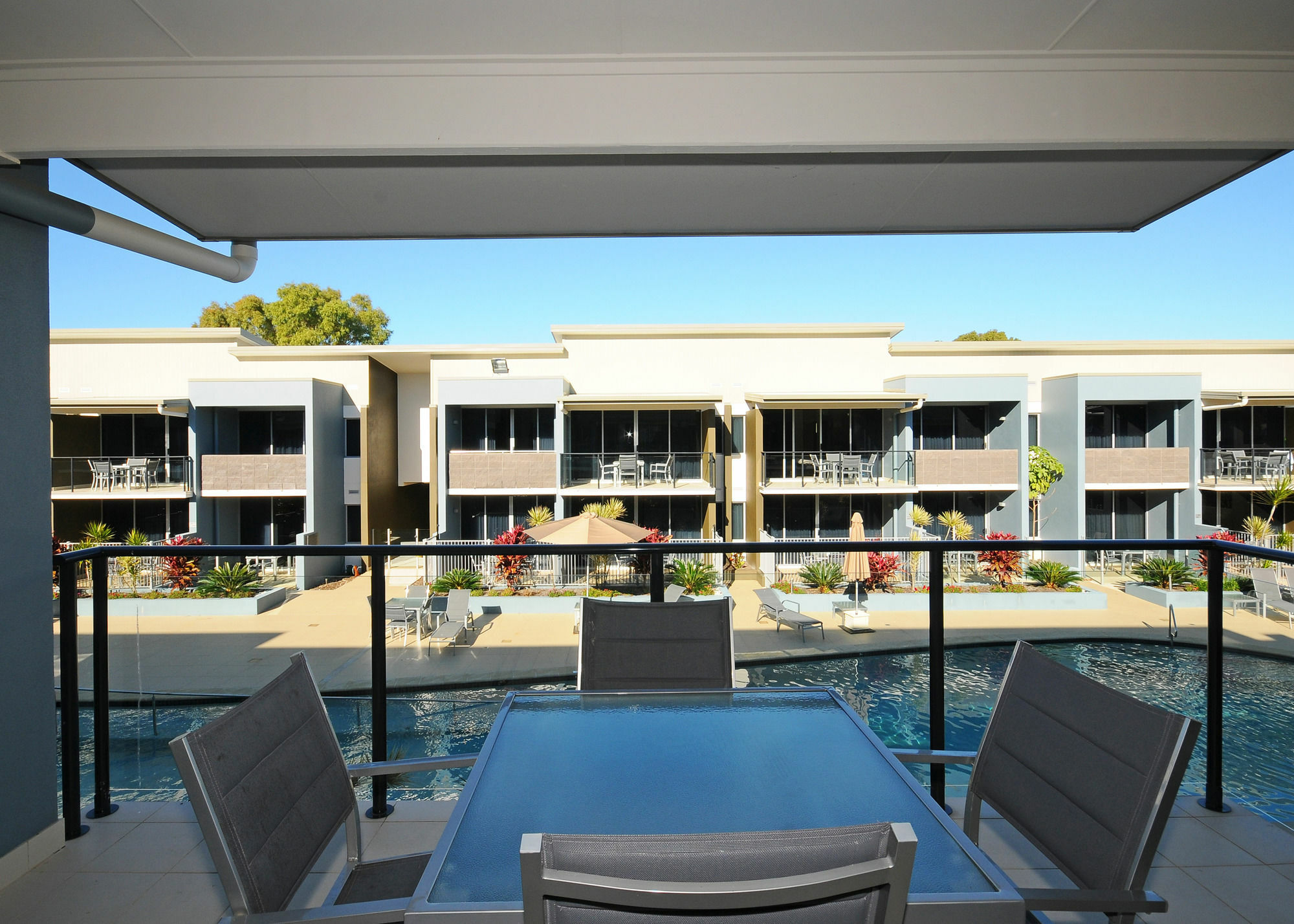 Ramada By Wyndham Hervey Bay Pokoj fotografie View from a balcony