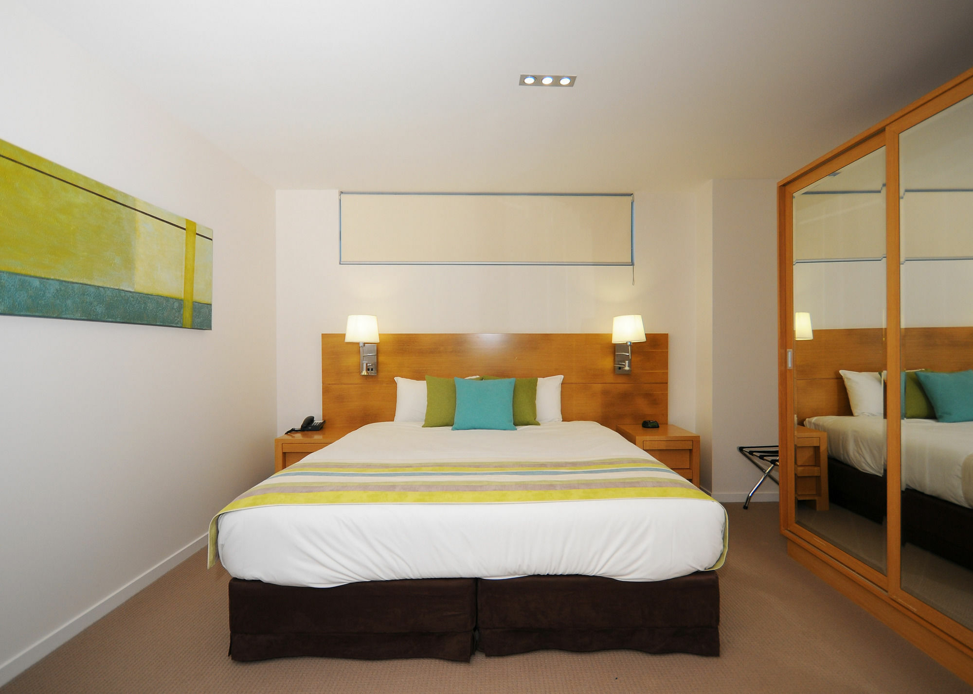 Ramada By Wyndham Hervey Bay Exteriér fotografie A bedroom at the hotel